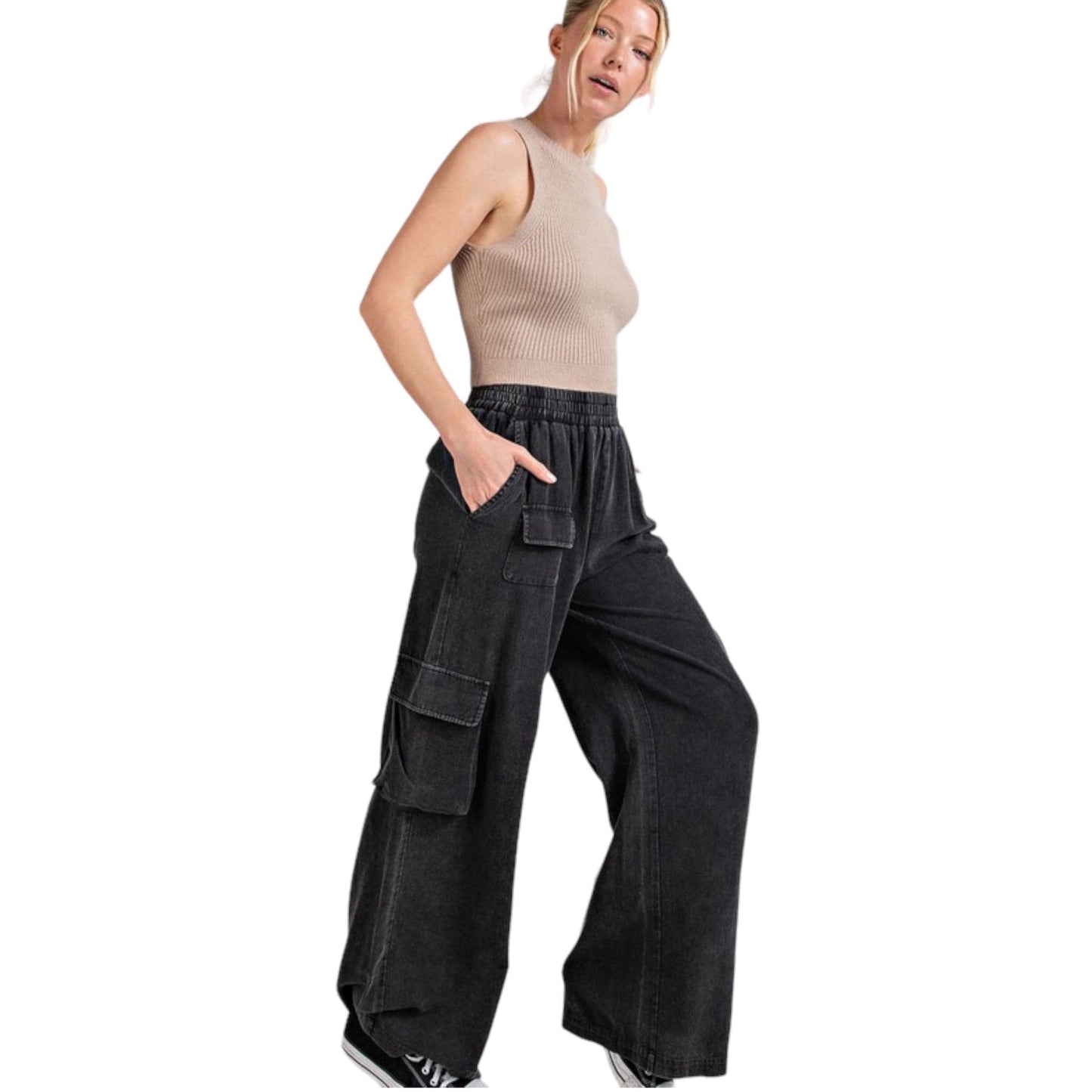 Mineral Washed Cargo Pants in Ash Black