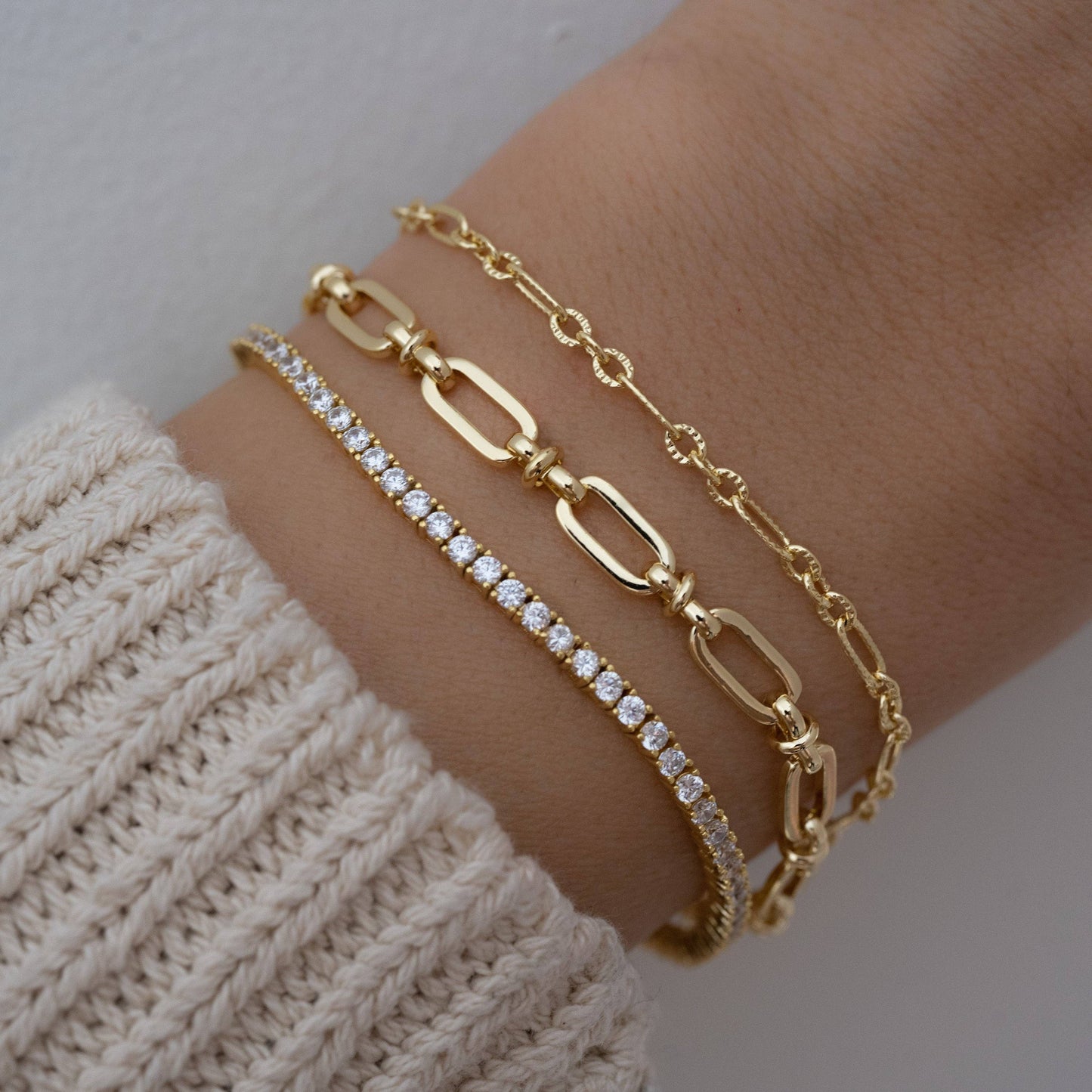 Silver Tennis Bracelet w Latch
